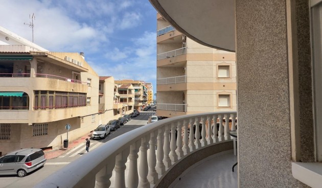 Brukt - Apartment -
Torrevieja - Acequion