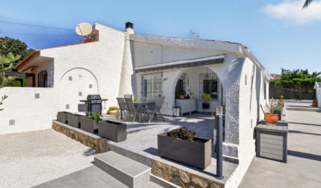 Brukt - Villa -
Torrevieja - Costa Blanca