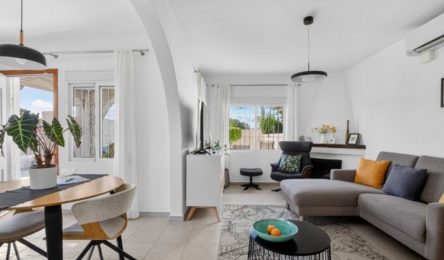 Brukt - Villa -
Torrevieja - Costa Blanca
