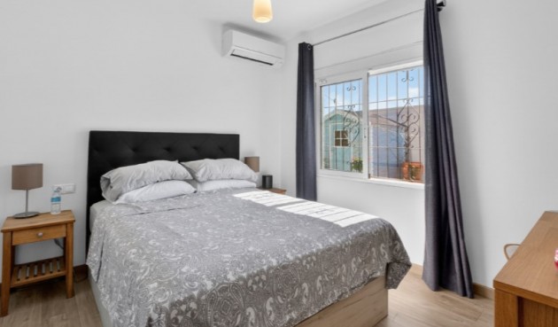 Brukt - Villa -
Torrevieja - Costa Blanca