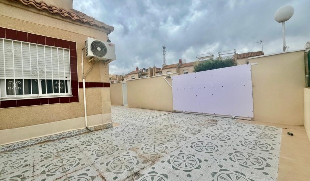 Brukt - Bungalow -
Torrevieja - Paraje Natural