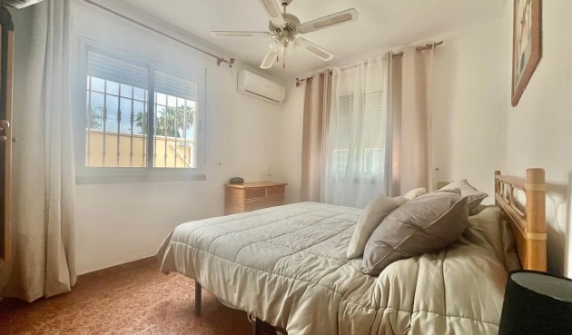 Brukt - Bungalow -
Torrevieja - Paraje Natural