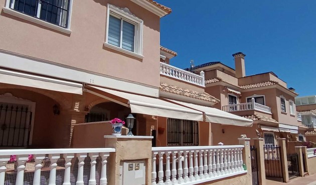 Brukt - Town House -
Los Dolses - Inland