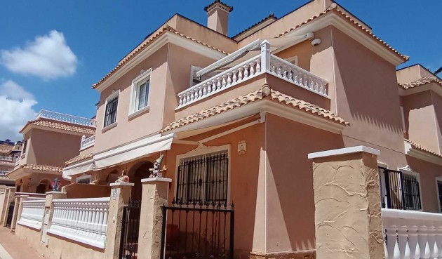 Brukt - Town House -
Los Dolses - Inland