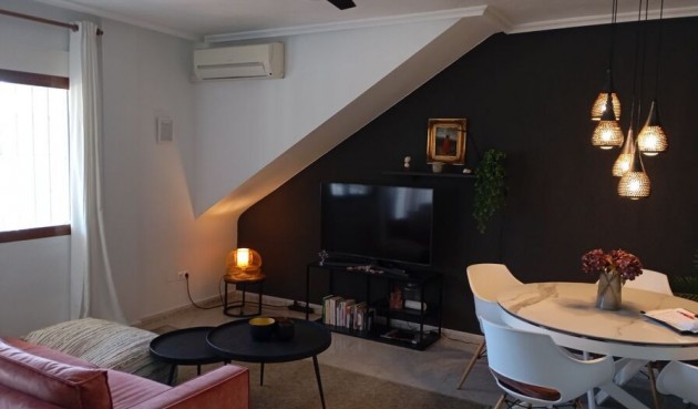 Brukt - Apartment -
Daya Vieja - Costa Blanca
