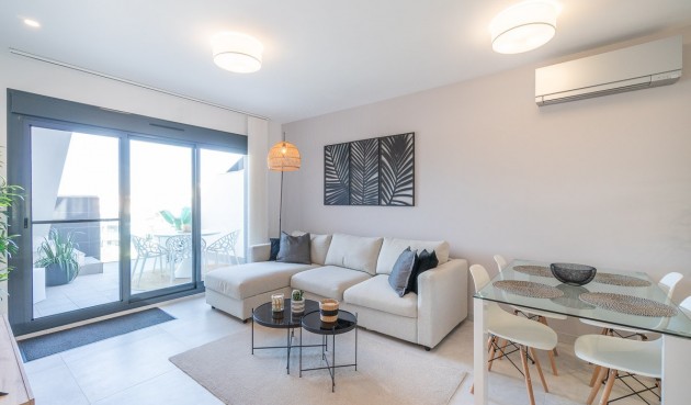 Återförsäljning - Apartment -
El Raso - Costa Blanca