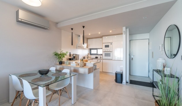 Återförsäljning - Apartment -
El Raso - Costa Blanca