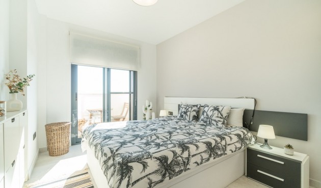 Återförsäljning - Apartment -
El Raso - Costa Blanca
