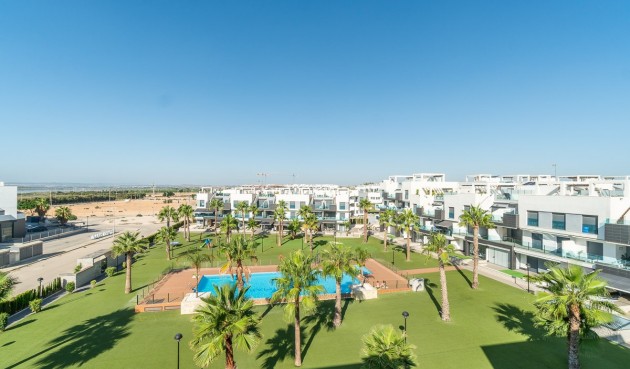 Återförsäljning - Apartment -
El Raso - Costa Blanca