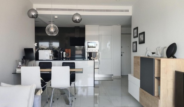 Brukt - Apartment -
Orihuela Costa - PAU 8