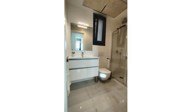 Brukt - Apartment -
Orihuela Costa - PAU 8