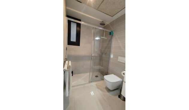 Brukt - Apartment -
Orihuela Costa - PAU 8