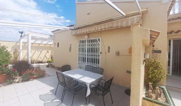 Reventa - Villa -
Villamartin - Costa Blanca
