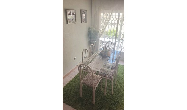 Reventa - Villa -
Villamartin - Costa Blanca