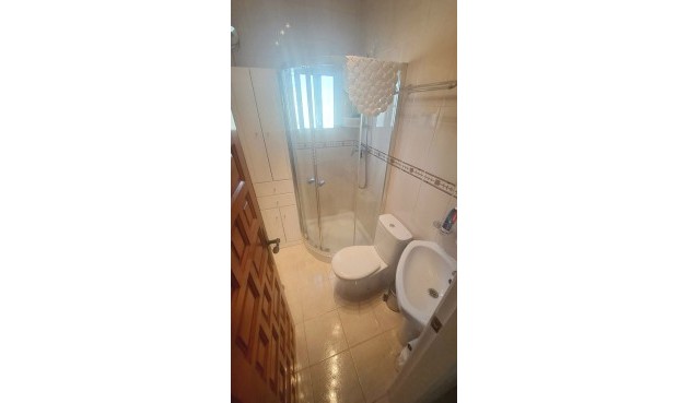 Reventa - Villa -
Villamartin - Costa Blanca