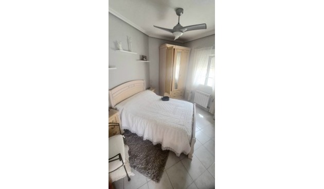 Reventa - Villa -
Villamartin - Costa Blanca