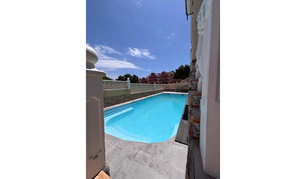 Brukt - Town House -
Villamartin - Costa Blanca