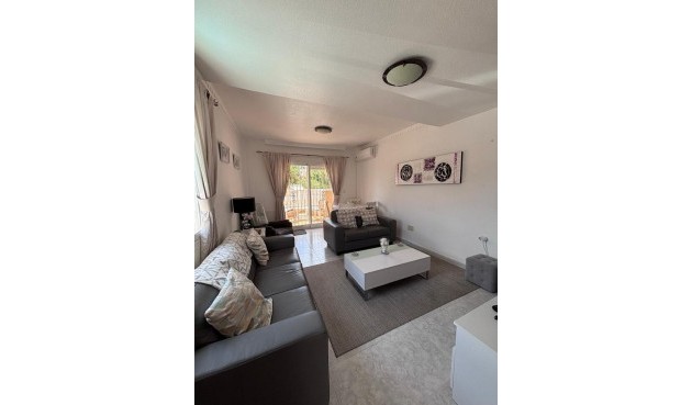 Brukt - Town House -
Villamartin - Costa Blanca