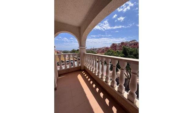 Brukt - Town House -
Villamartin - Costa Blanca