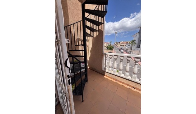 Brukt - Town House -
Villamartin - Costa Blanca