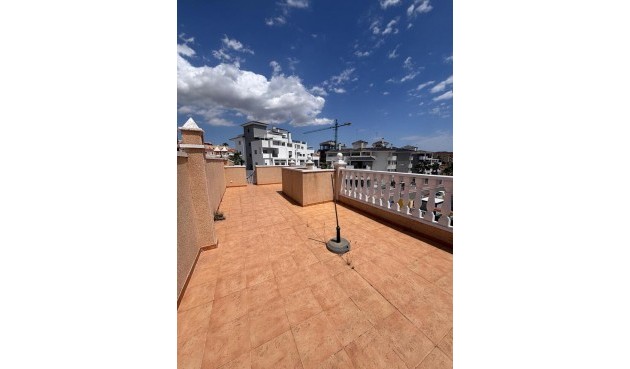 Brukt - Town House -
Villamartin - Costa Blanca