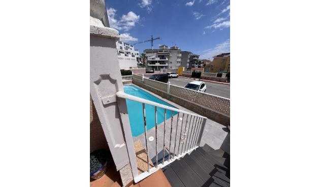 Brukt - Town House -
Villamartin - Costa Blanca