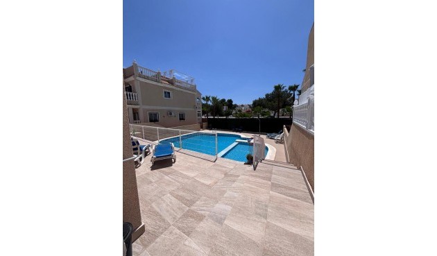 Brukt - Town House -
Villamartin - Costa Blanca