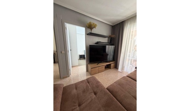 Reventa - Apartment -
Torrevieja - Centro