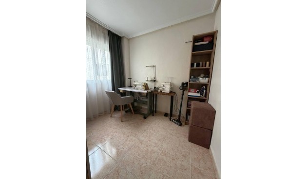 Reventa - Apartment -
Torrevieja - Centro