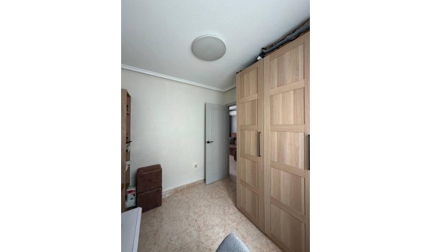 Reventa - Apartment -
Torrevieja - Centro