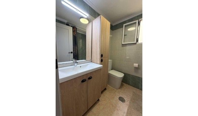 Reventa - Apartment -
Torrevieja - Centro