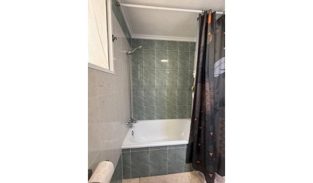 Reventa - Apartment -
Torrevieja - Centro