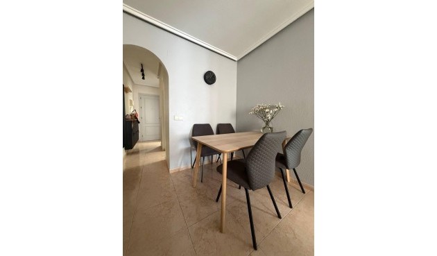 Reventa - Apartment -
Torrevieja - Centro