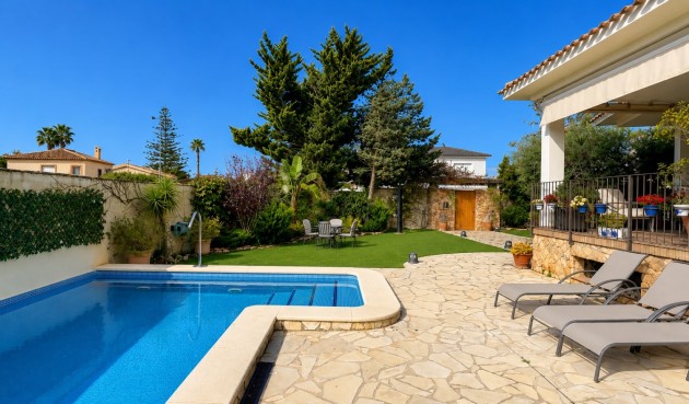 Återförsäljning - Villa -
Dehesa de Campoamor - Costa Blanca