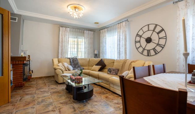 Återförsäljning - Villa -
Elche - Costa Blanca