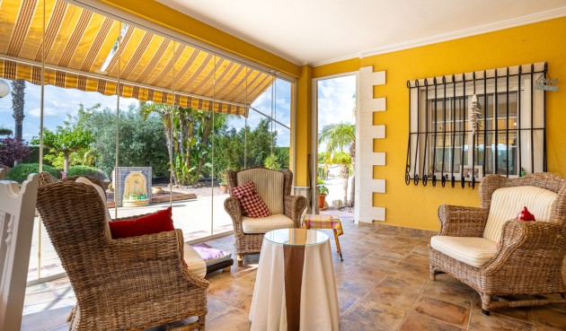 Återförsäljning - Villa -
Elche - Costa Blanca
