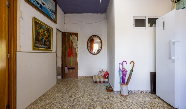 Återförsäljning - Villa -
Elche - Costa Blanca