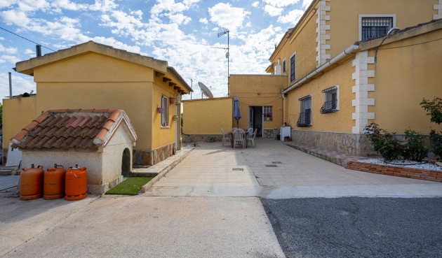 Återförsäljning - Villa -
Elche - Costa Blanca