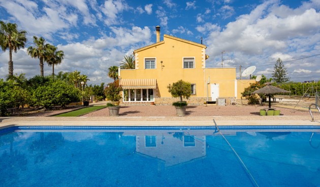 Återförsäljning - Villa -
Elche - Costa Blanca