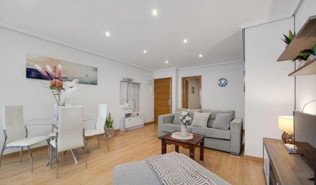Reventa - Apartment -
Torrevieja - Centro