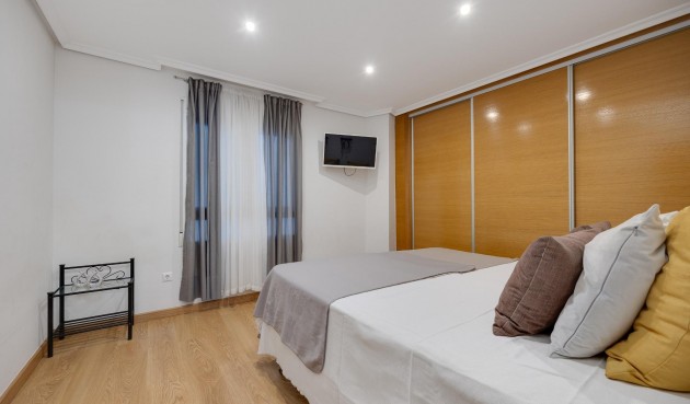 Reventa - Apartment -
Torrevieja - Centro