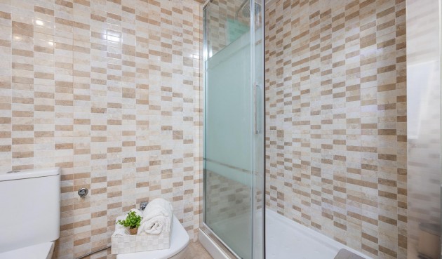 Reventa - Apartment -
Torrevieja - Centro