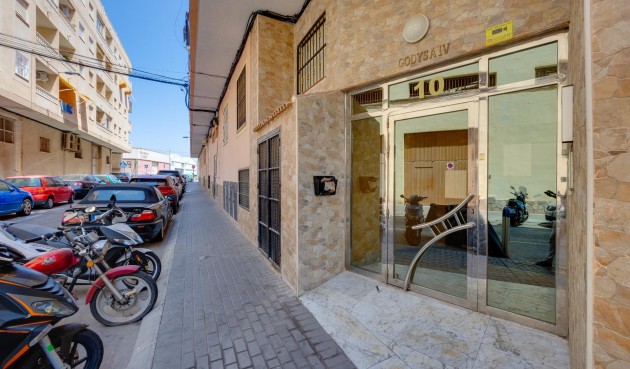 Reventa - Apartment -
Torrevieja - Centro