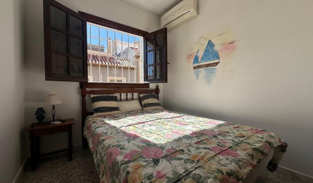 Återförsäljning - Town House -
Torrevieja - Cabo Cervera