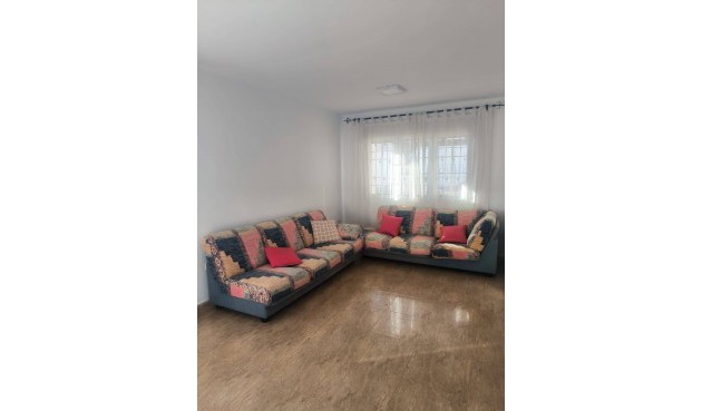 Reventa - Town House -
Torre Pacheco - Balsicas