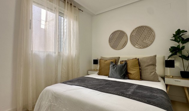 Reventa - Apartment -
Torrevieja - Costa Blanca