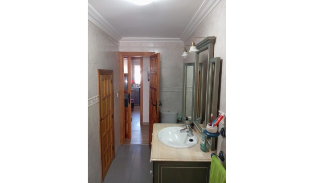 Reventa - Villa -
Yecla - Inland