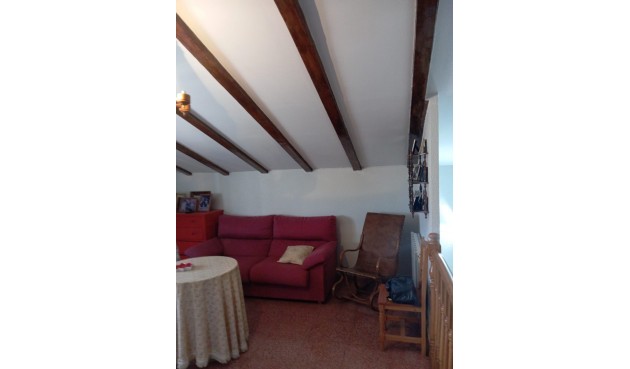 Reventa - Villa -
Yecla - Inland