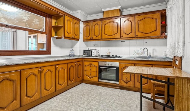 Resale - Apartment -
Torrevieja - Costa Blanca