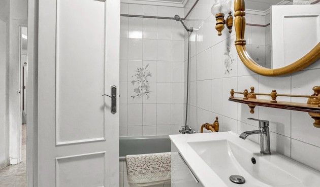 Resale - Apartment -
Torrevieja - Costa Blanca